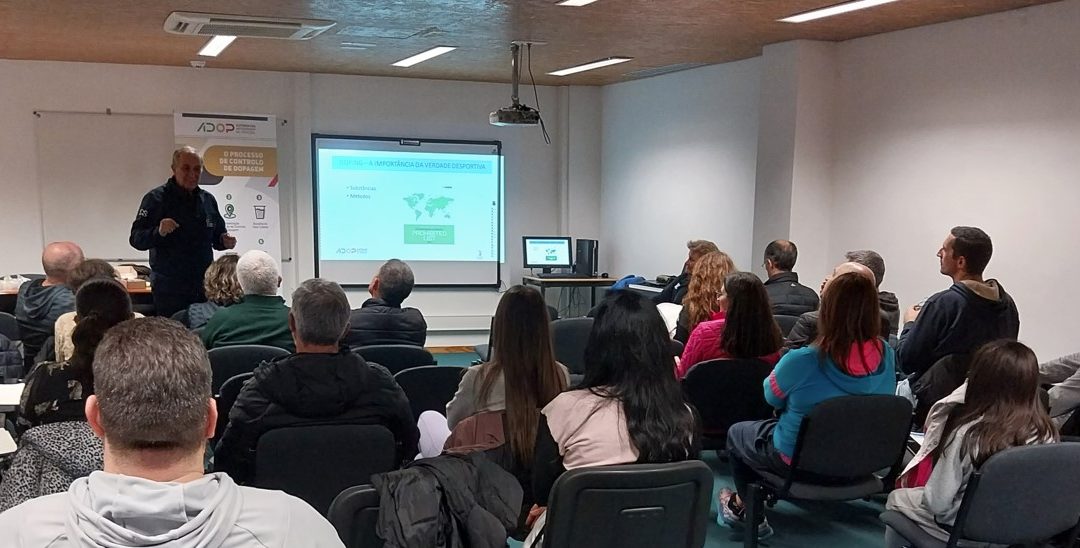 Ação de informação e prevenção de dopagem com professores e treinadores do Concelho da Guarda