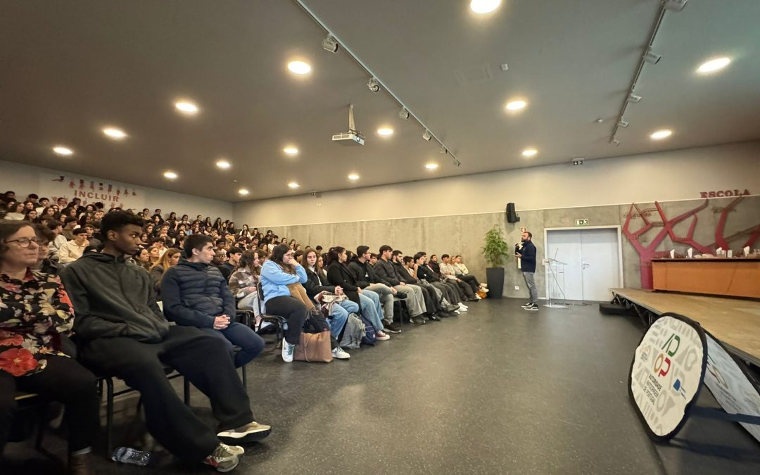 ADoP participou em ação de sensibilização sobre Prevenção da Dopagem na Escola Secundária Oliveira Júnior